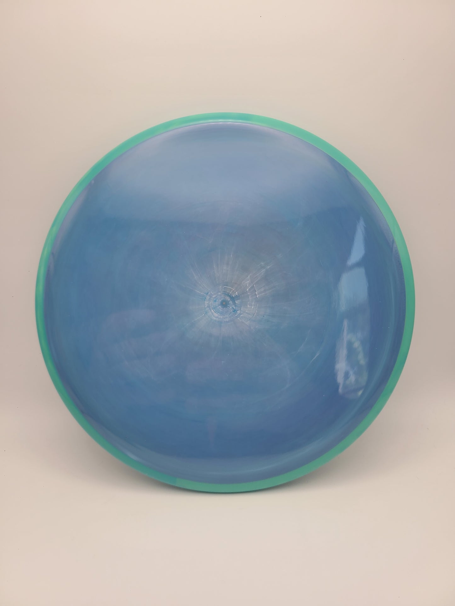 Axiom Neutron Hex 5/5/-1/1
