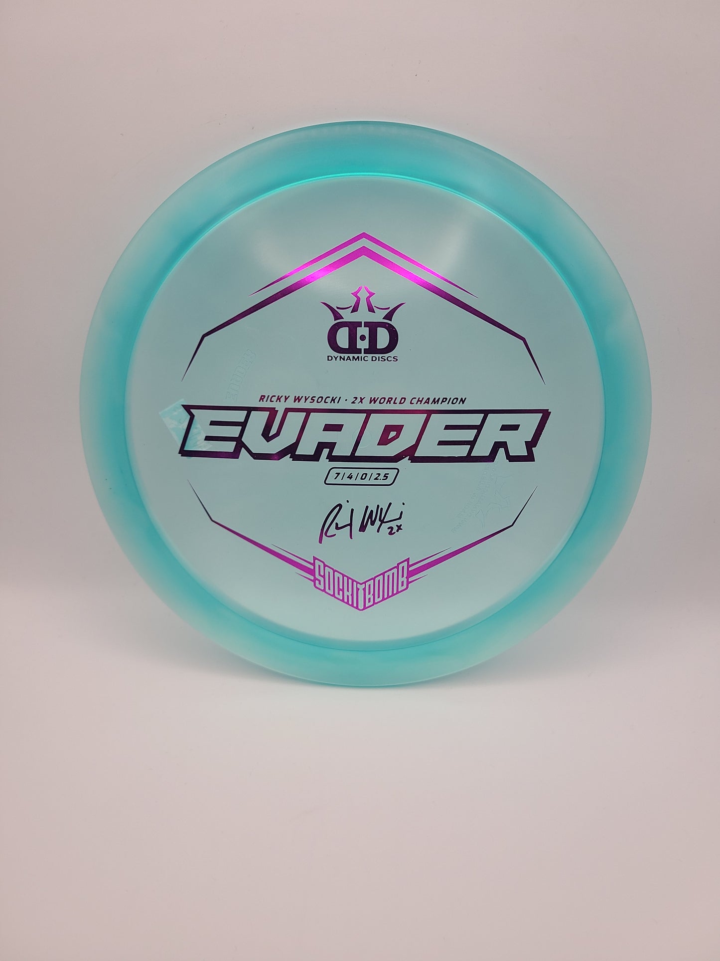 Dynamic Discs Lucid Evader Ricky Wysocki 7/4/0/2.5