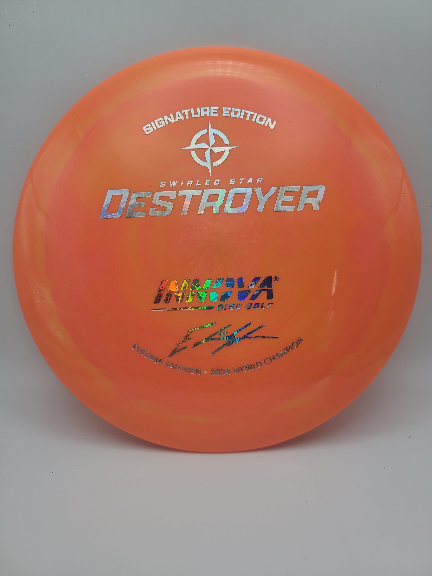 Innova Swirly Star Destroyer Eveliina Salonen