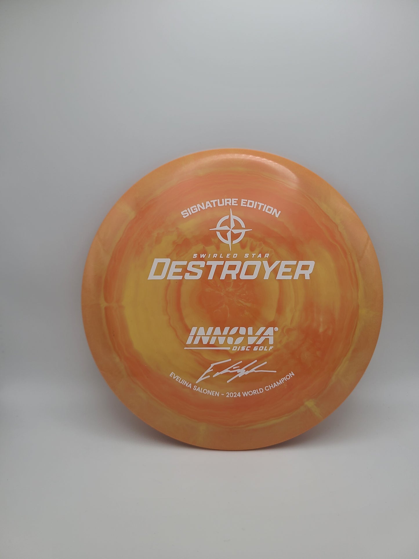 Innova Swirly Star Destroyer Eveliina Salonen