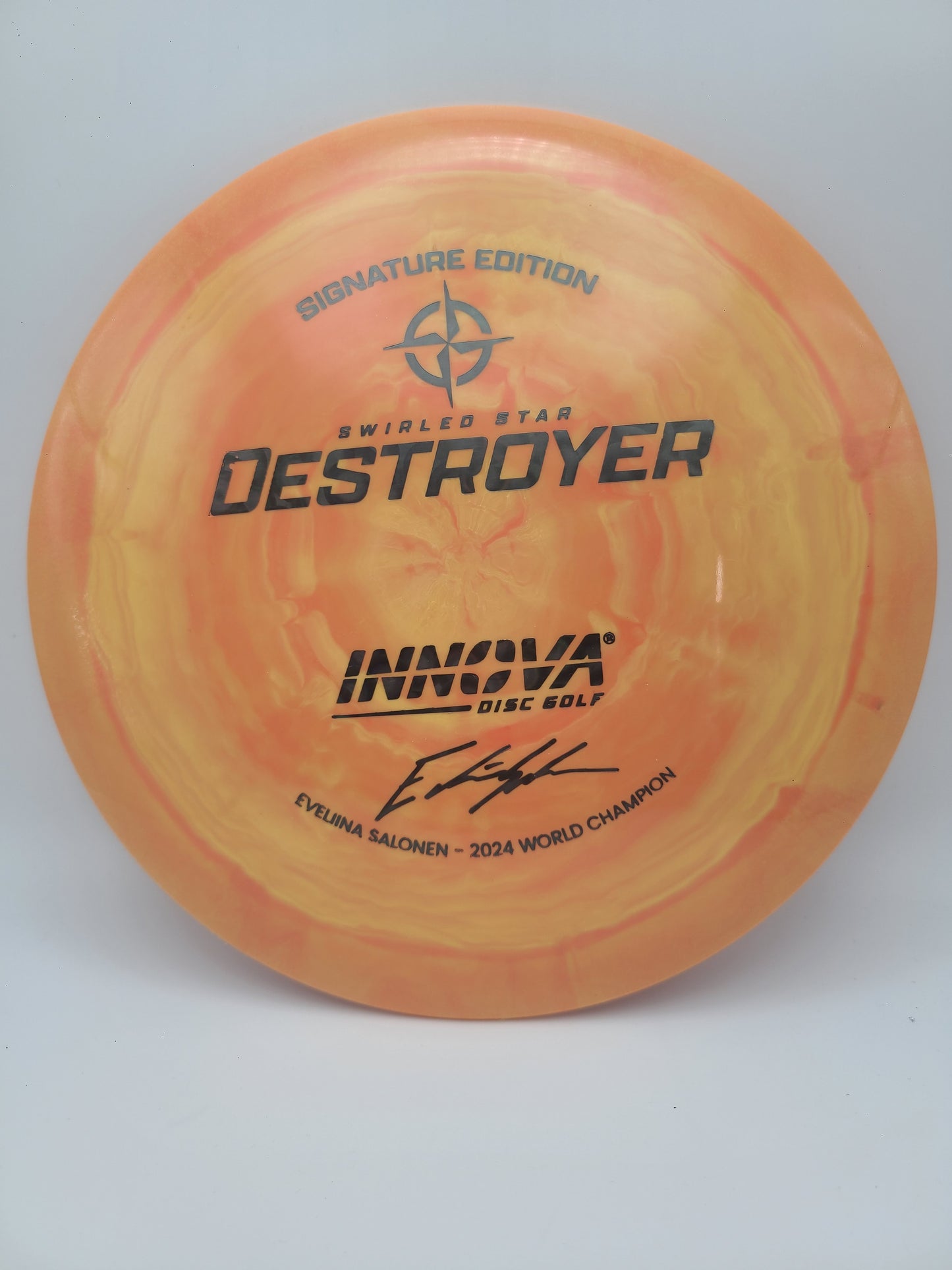 Innova Swirly Star Destroyer Eveliina Salonen