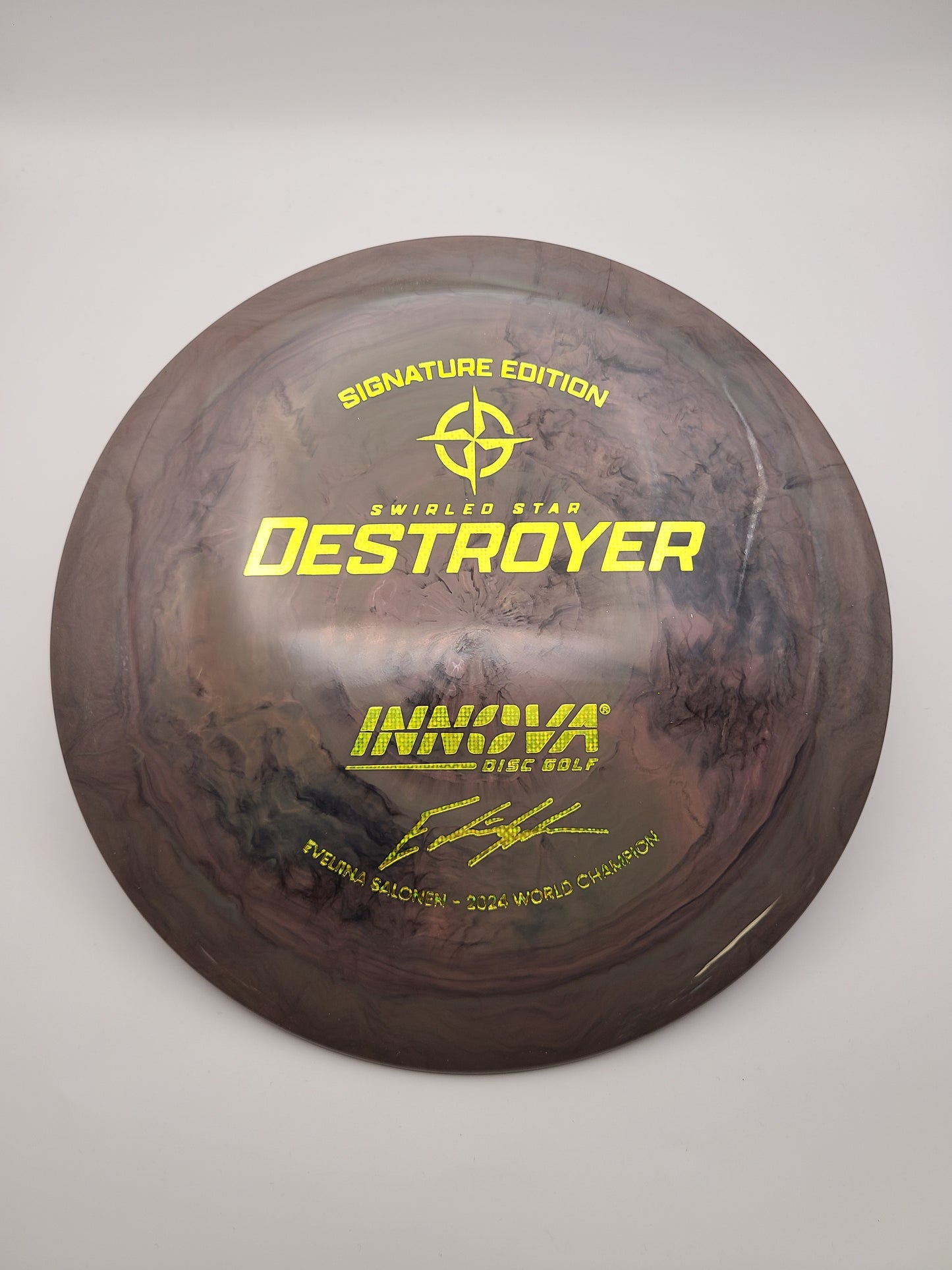 Innova Swirly Star Destroyer Evelina Salonen