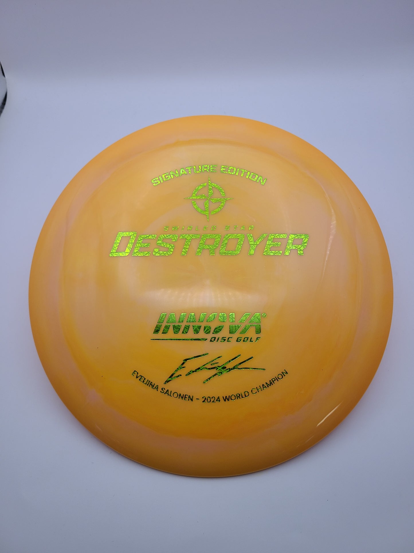 Innova Swirly Star Destroyer Evelina Salonen