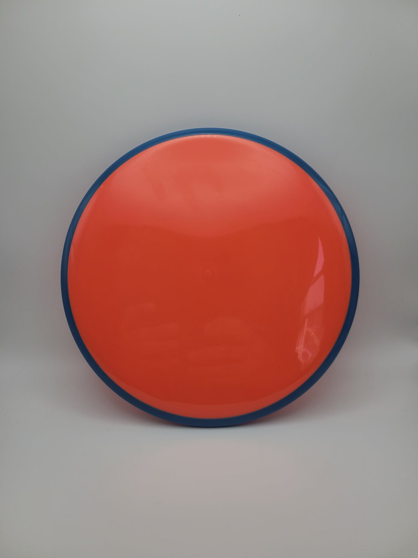 Axiom Neutron Hex 5/5/-1/1